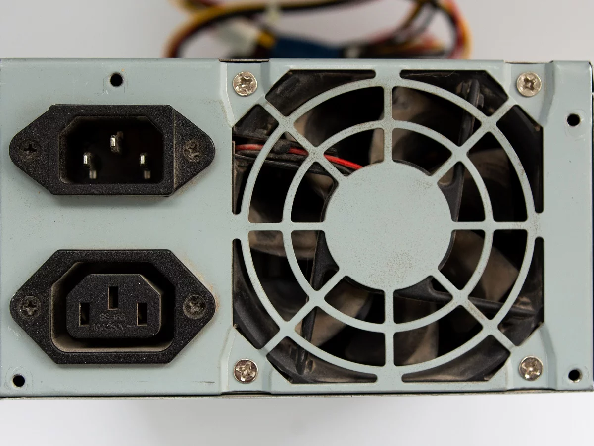 run a CPU fan