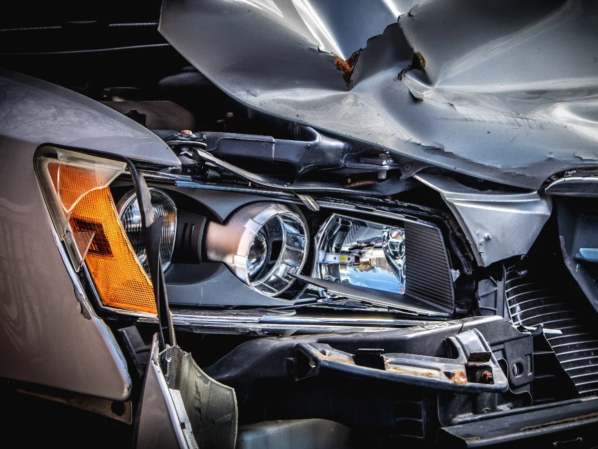 Exploring the Benefits of Selling Salvaged Cars