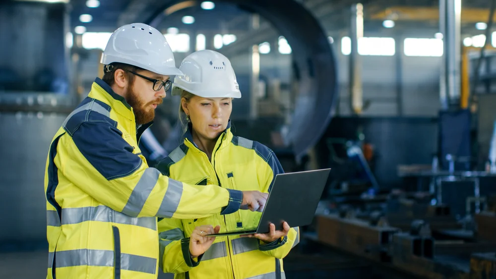 Why are proper installation tools crucial for efficiency in the energy sector?